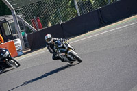 brands-hatch-photographs;brands-no-limits-trackday;cadwell-trackday-photographs;enduro-digital-images;event-digital-images;eventdigitalimages;no-limits-trackdays;peter-wileman-photography;racing-digital-images;trackday-digital-images;trackday-photos